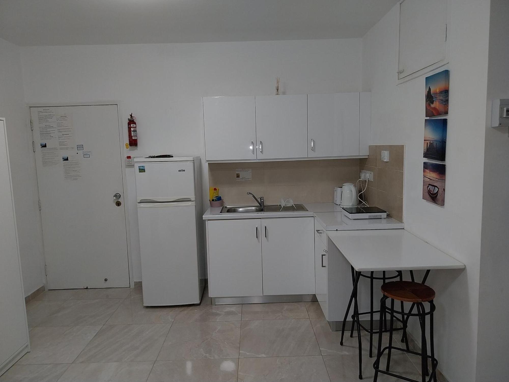 Stelia'S Seagate Studio Apt. Larnaca Dış mekan fotoğraf