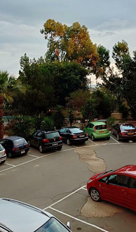Stelia'S Seagate Studio Apt. Larnaca Dış mekan fotoğraf