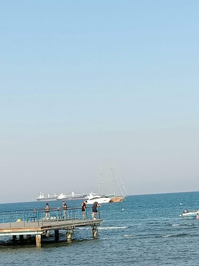 Stelia'S Seagate Studio Apt. Larnaca Dış mekan fotoğraf